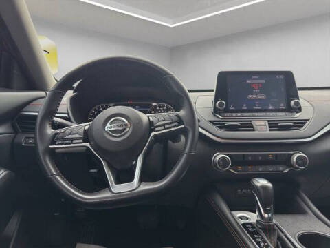 2020 Nissan Altima 2.5 SR