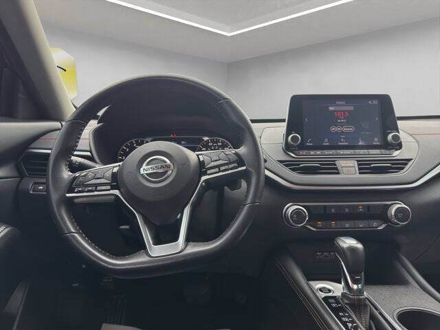 2020 Nissan Altima 2.5 SR