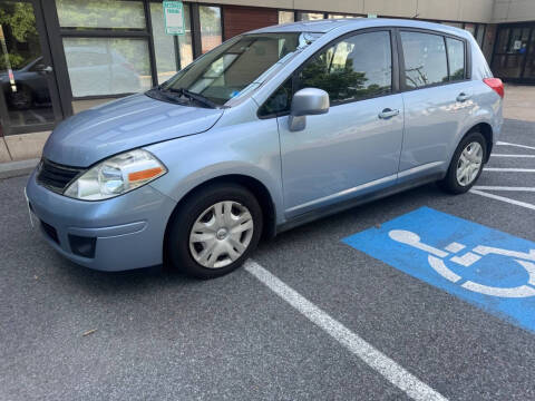 2011 Nissan Versa 1.8 S