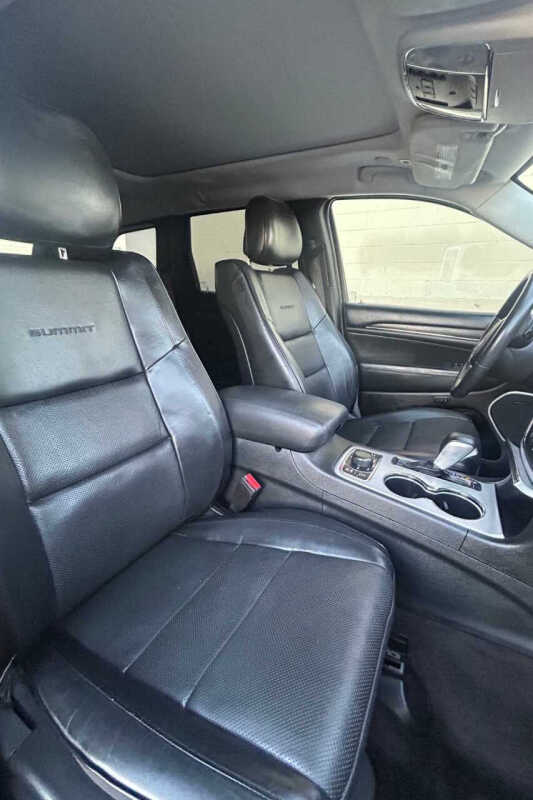 2018 Jeep Grand Cherokee Summit