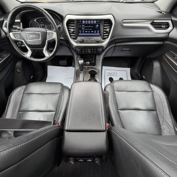 2017 GMC Acadia SLT-1