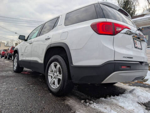 2017 GMC Acadia SLE-1