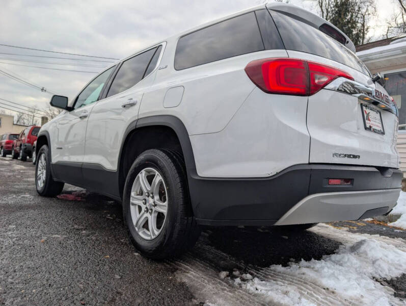 2017 GMC Acadia SLE-1