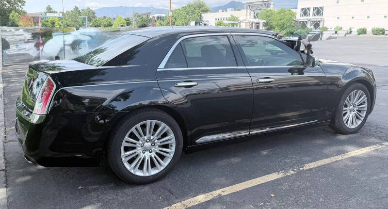 2012 Chrysler 300 Limited