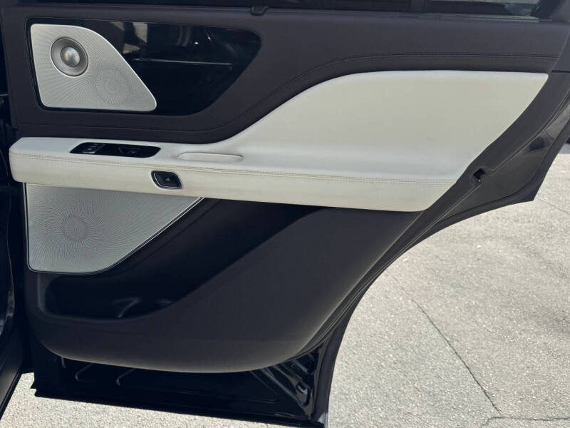 2020 Lincoln Aviator Black Label