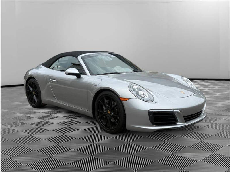 2017 Porsche 911 Carrera