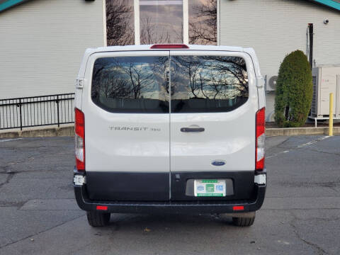 2022 Ford Transit 250