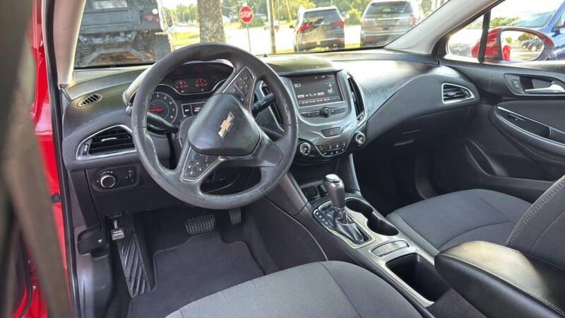 2017 Chevrolet Cruze LT Auto
