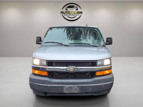 2017 Chevrolet Express LT 3500