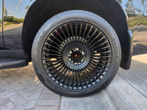 2022 Cadillac Escalade ESV Luxury