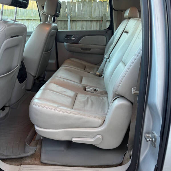 2013 Chevrolet Suburban LT