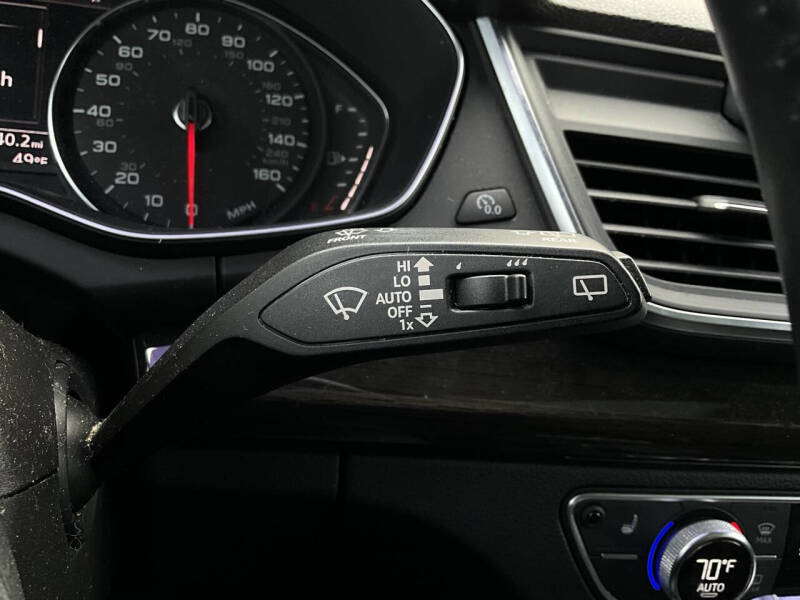 2019 Audi Q5 quattro Premium 45 TFSI