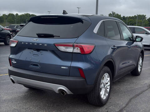 2020 Ford Escape SE