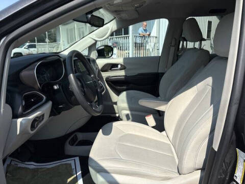 2017 Chrysler Pacifica Touring