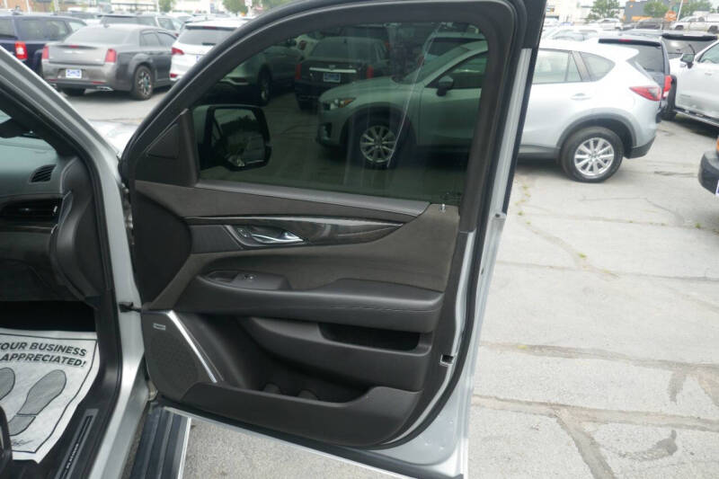 2018 Cadillac Escalade Platinum