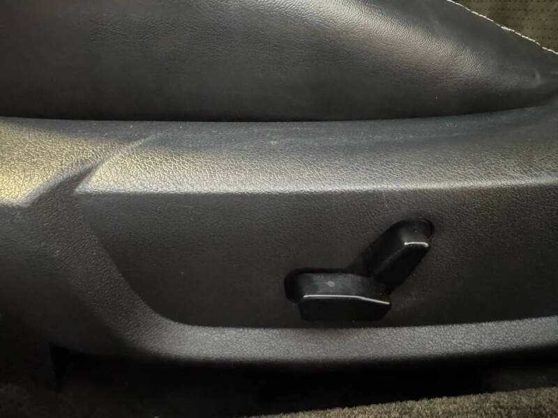 2010 Dodge Challenger SRT8