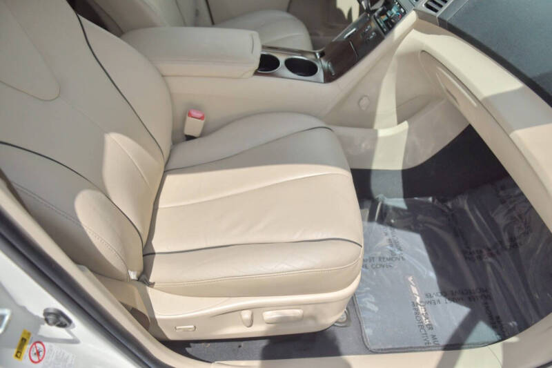 2013 Toyota Venza LE