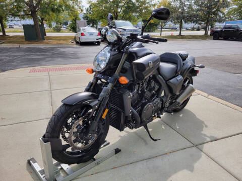 2020 Yamaha VMAX Matte Raven Black
