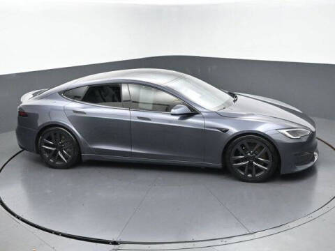 2022 Tesla Model S Plaid