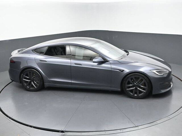 2022 Tesla Model S Plaid