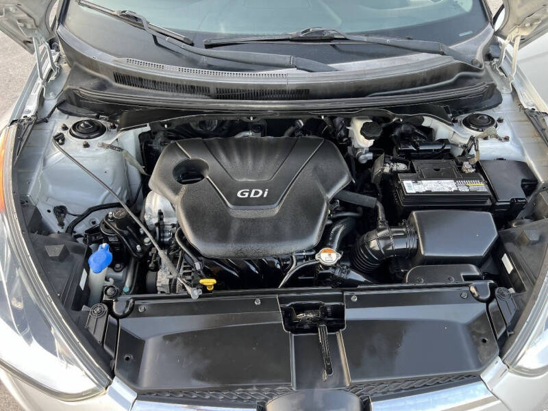2012 Hyundai Veloster