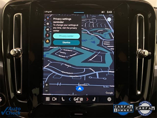 2025 Volvo XC40 B5 Core Bright Theme