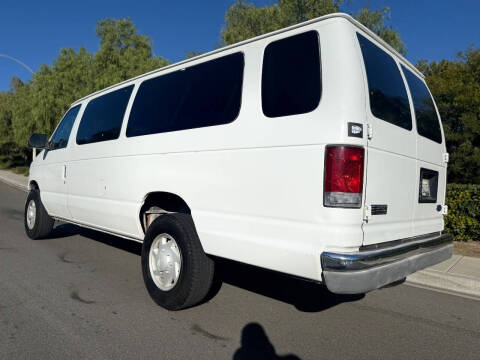 2002 Ford E-Series E-350 SD XLT