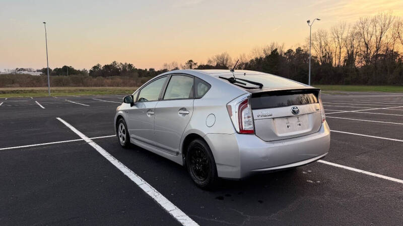 2012 Toyota Prius Two