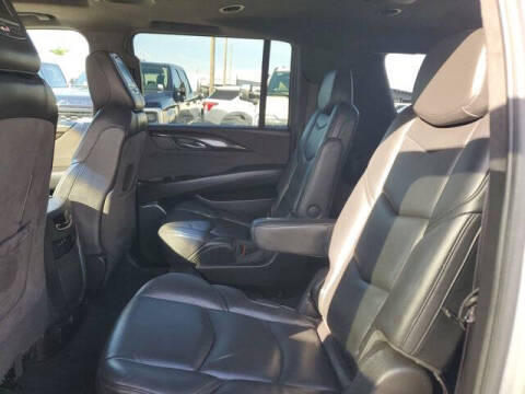 2017 Cadillac Escalade ESV Platinum