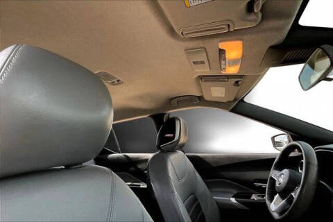 2021 Nissan Kicks SR