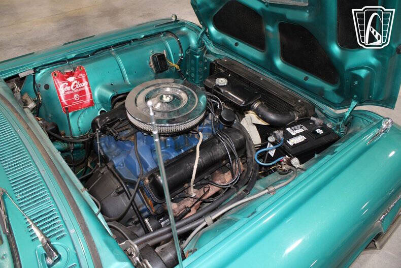 1958 Ford Thunderbird