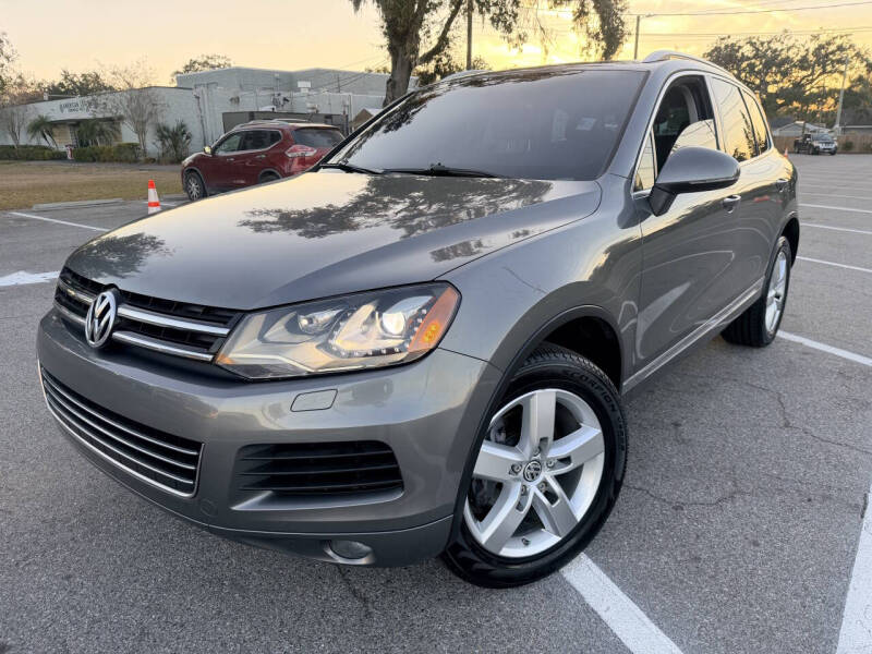 2014 Volkswagen Touareg V6 Sport