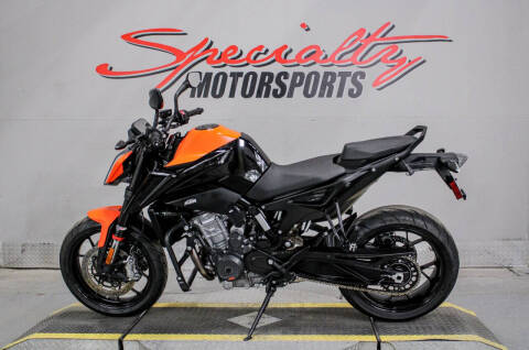 2021 KTM 890 Duke