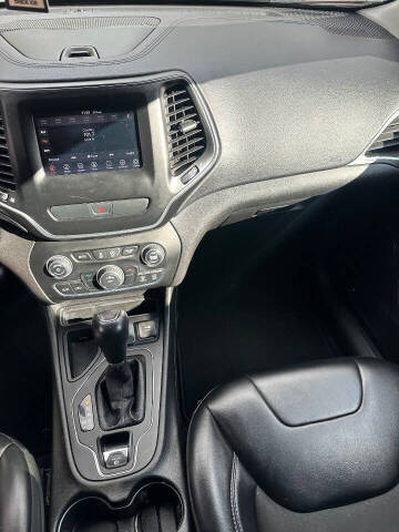 2019 Jeep Cherokee Latitude Plus