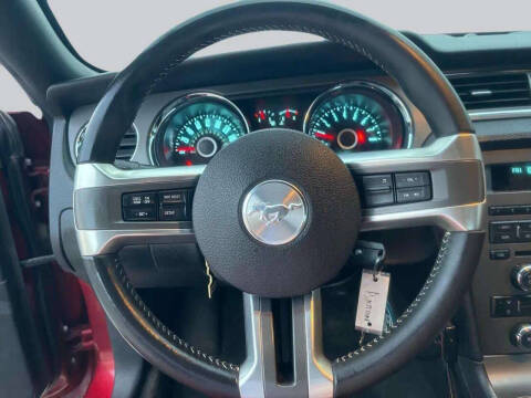 2014 Ford Mustang V6