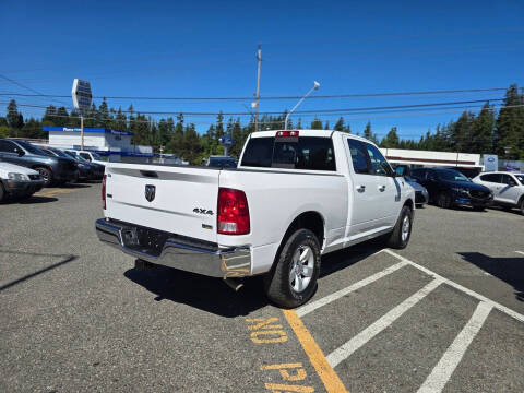 2017 RAM 1500 SLT