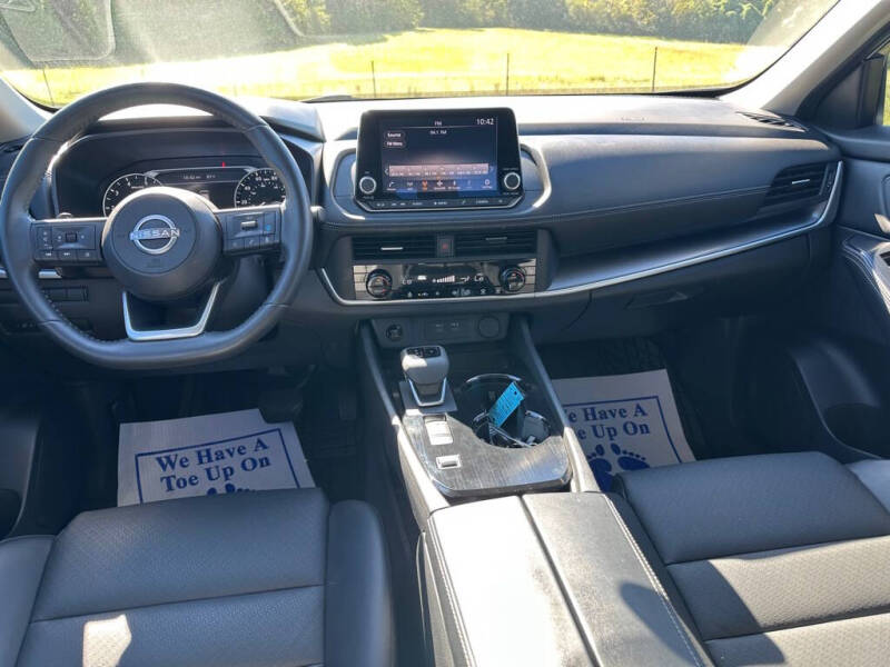 2024 Nissan Rogue SV