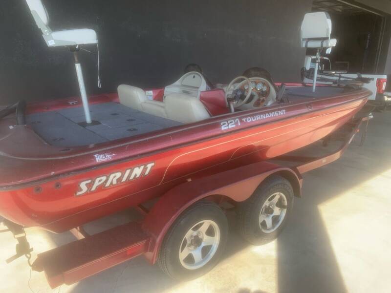2000 Sprint 221 Tournament for sale at The Truck Shop in Okemah OK