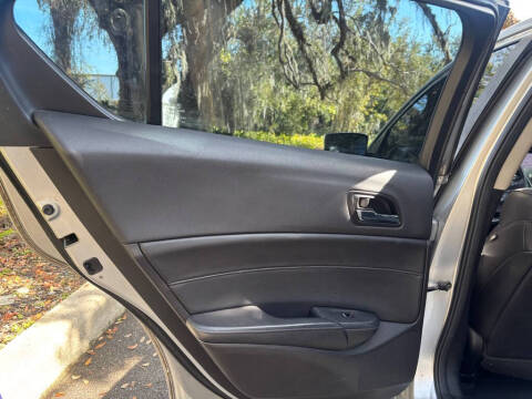 2013 Acura ILX 2.0L w/Tech