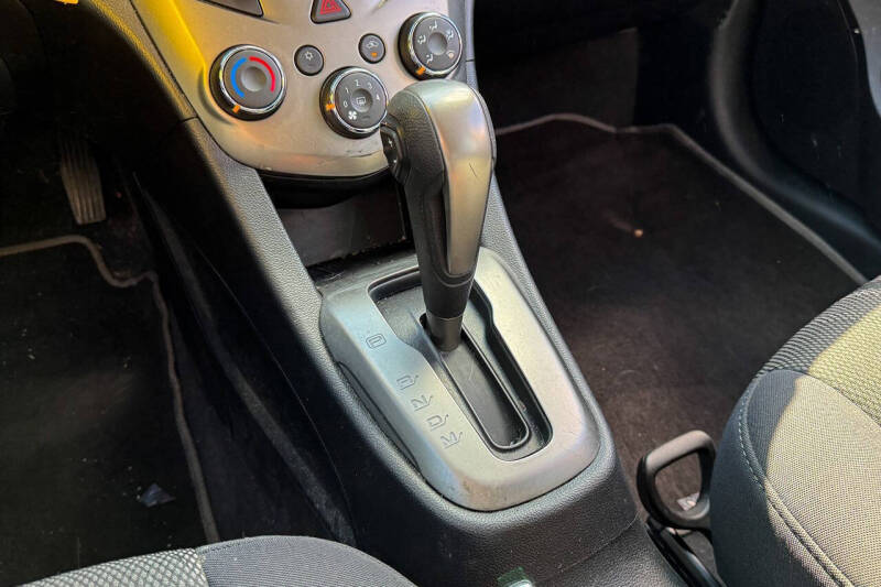 2013 Chevrolet Sonic LT Auto