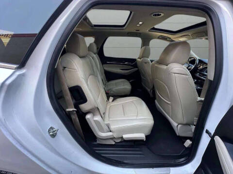 2020 Buick Enclave Essence