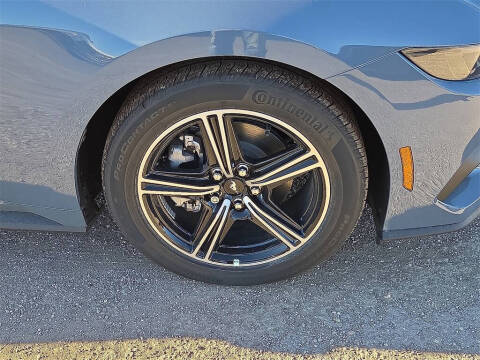 2025 Ford Mustang EcoBoost