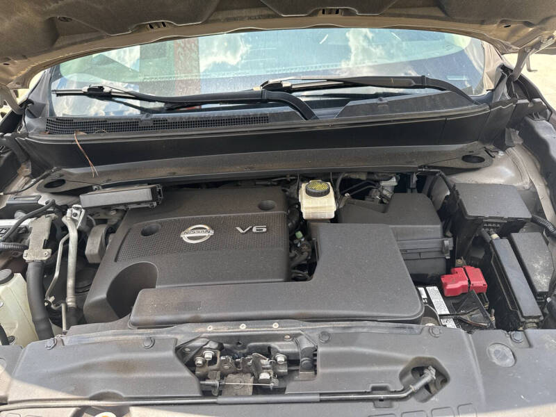 2014 Nissan Pathfinder SL