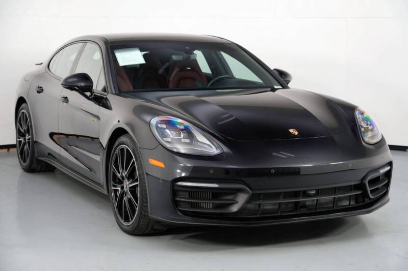2022 Porsche Panamera 4 E-Hybrid