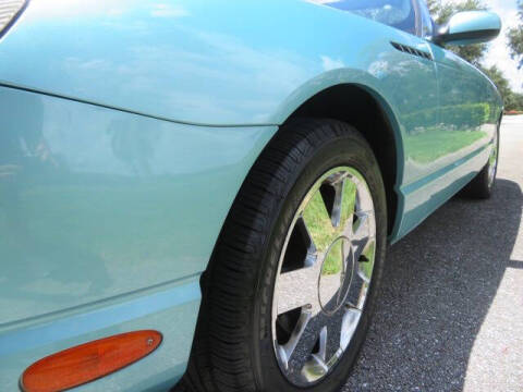 2002 Ford Thunderbird Deluxe