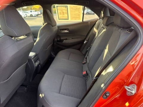 2025 Toyota Corolla Hatchback SE