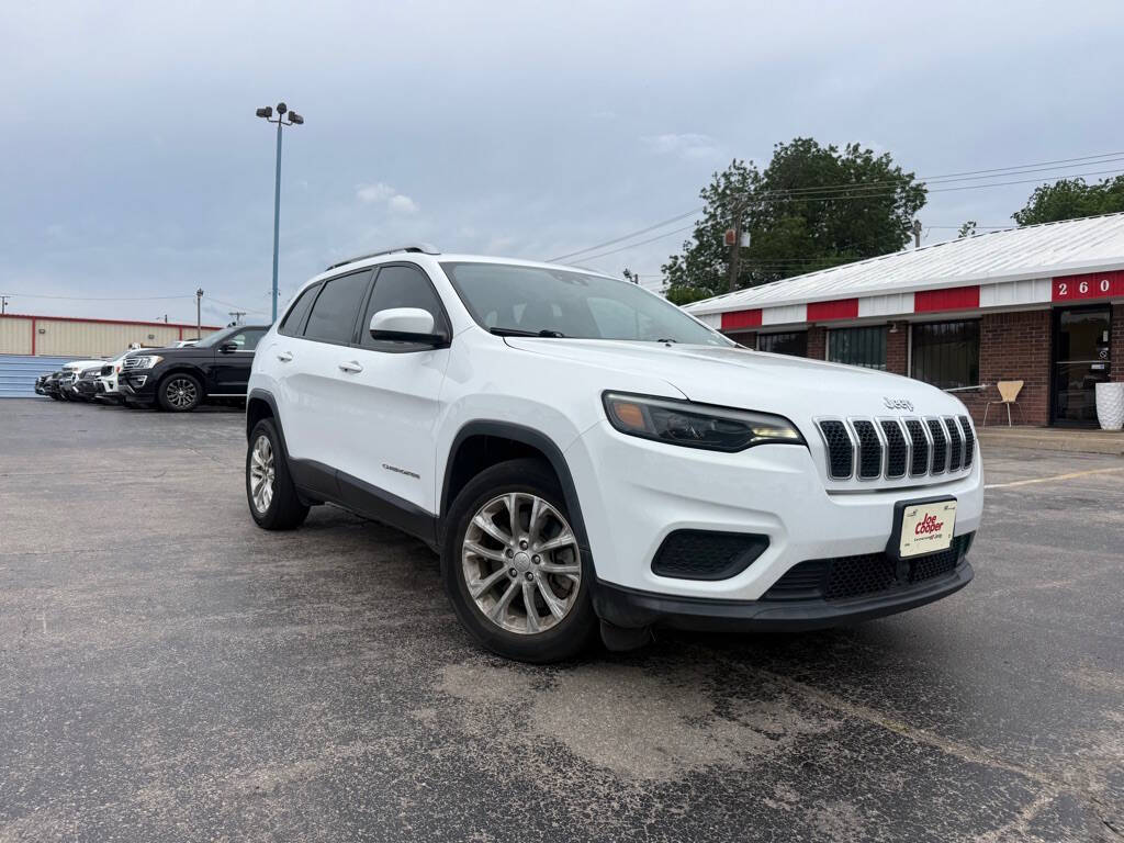 White 2021 Jeep Cherokee Latitude Latitude 4dr SUV 1