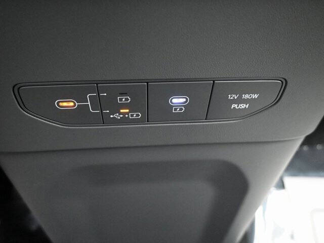 2024 Kia EV9 Light Long Range