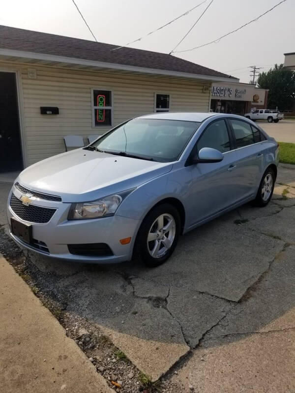 2011 Chevrolet Cruze for sale at Adan Auto Credit in Effingham IL