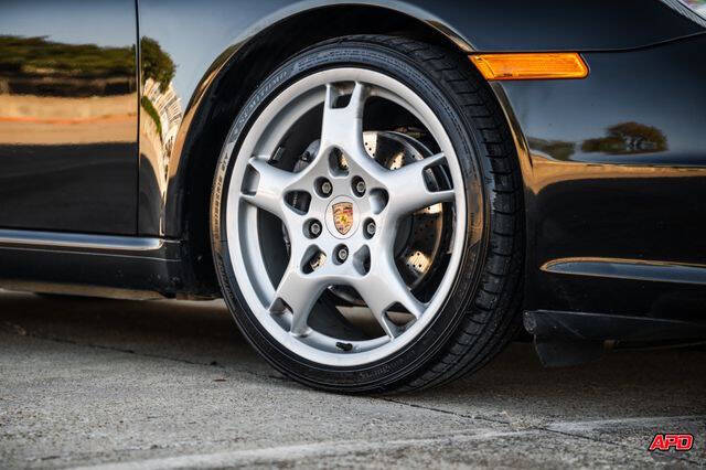 2005 Porsche 911 Carrera